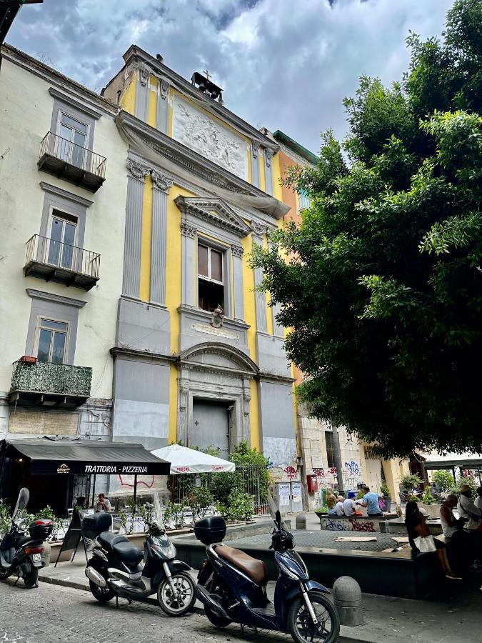La Casa Di Elisa Apartment Наполи Екстериор снимка